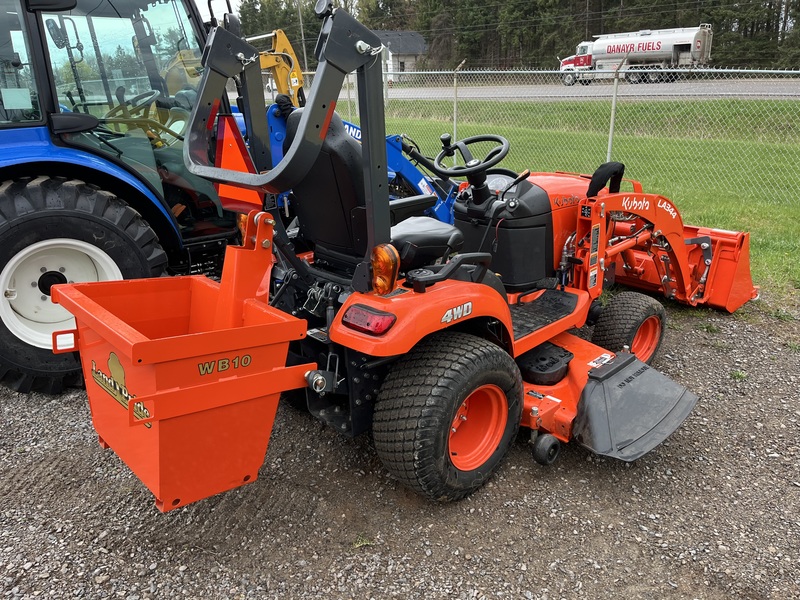 Kubota BX2380 SubCompact Tractor Loader/Mower- 200hrs 