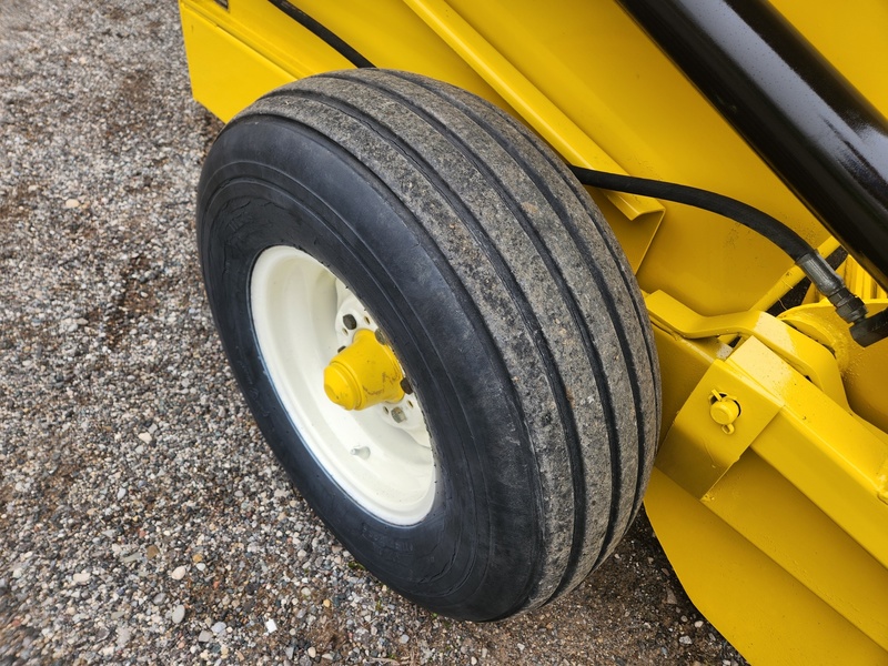 Rock Pickers and Rock Rakes  Degelman 570 Rock Picker  Photo