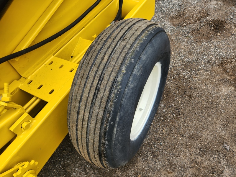 Rock Pickers and Rock Rakes  Degelman 570 Rock Picker  Photo