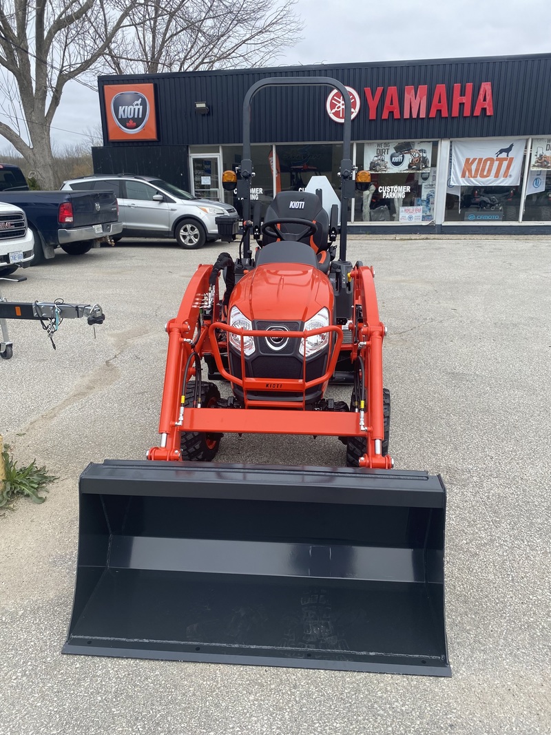 Equipment  2024 KIOTI CS2220 Sub-Compact Tractor Photo
