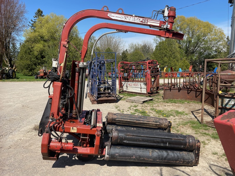 Harvesting Equipment  Norse-Tellefsdal Bale Wrappper - Electric Controls - 3pt Photo