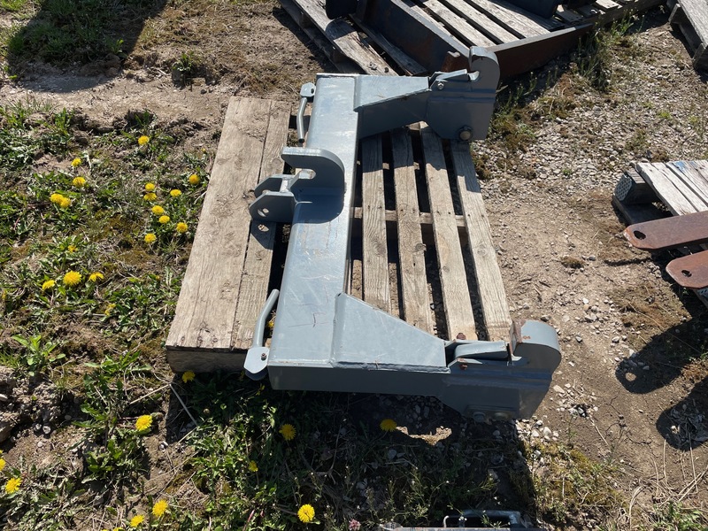 Attachments  Heavy Duty Quick Hitch - 3pth Photo