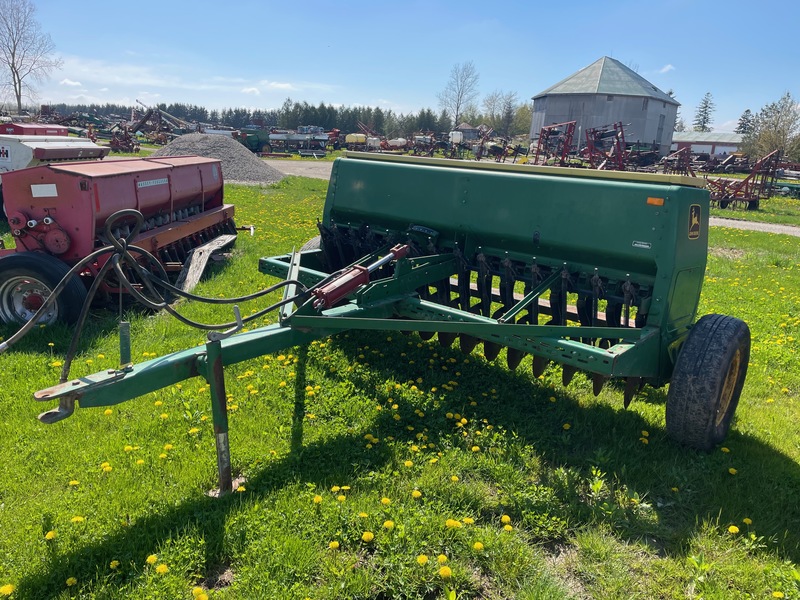 Chemical/Fertilizer Application  John Deere 8250 - Fertilizer - Single Disc - 14 Run Photo