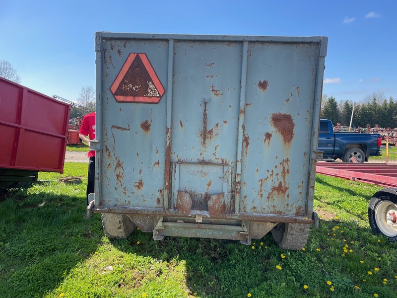 Wagons  Hydraulic Dump Wagon - 5' x 10' Long - Heavy Duty Photo
