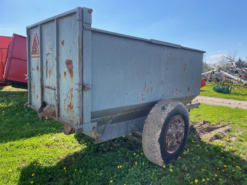 Wagons  Hydraulic Dump Wagon - 5' x 10' Long - Heavy Duty Photo