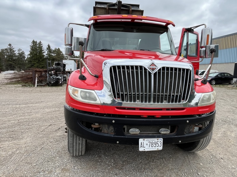International 4300 Roll off truck with 3 bins package 