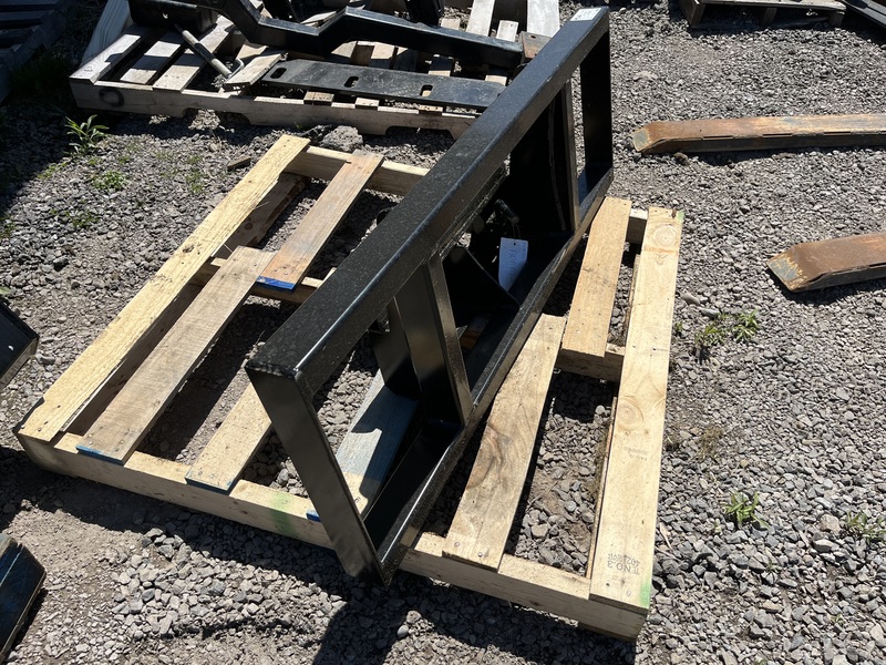 HLA Mini skid steer Qtach Adapter plate 