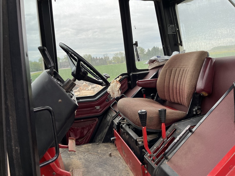 International 3388 2+2 Tractor for sale 