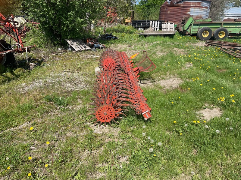 Tillage - Other  Yetter Rotary Hoe - 15ft Photo