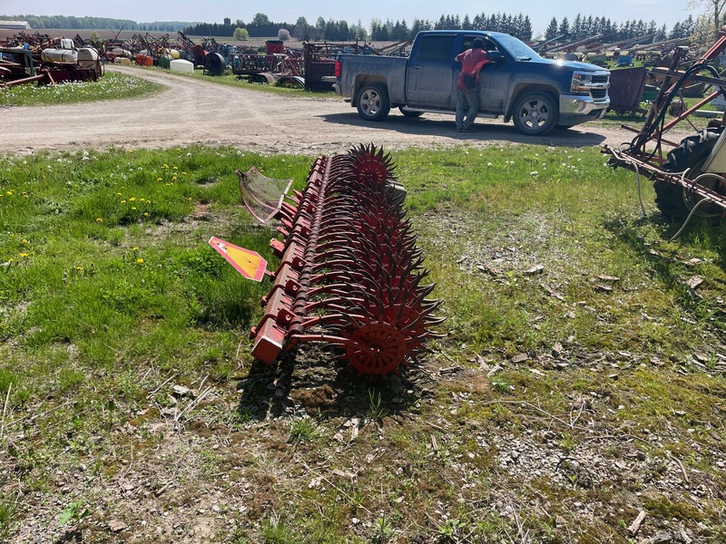 Tillage - Other  Yetter Rotary Hoe - 15ft Photo