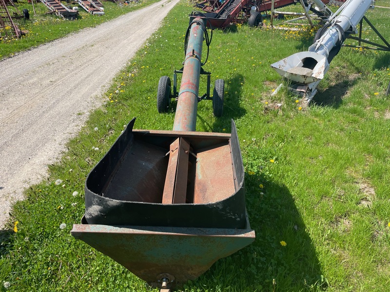 Augers/Conveyers  Hydraulic Transfer Auger - 13' x 8" Photo