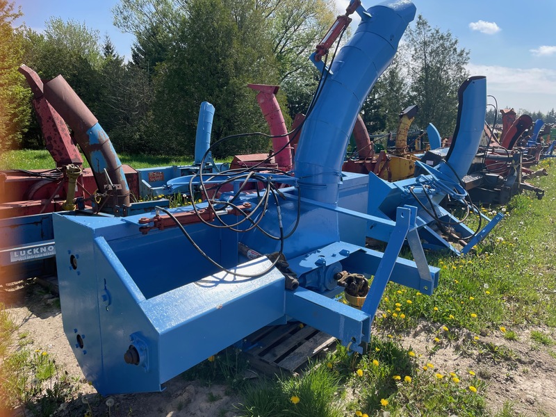 Lucknow 8.5ft Double Auger Snow Blower with Hydraulic Chute + Tip