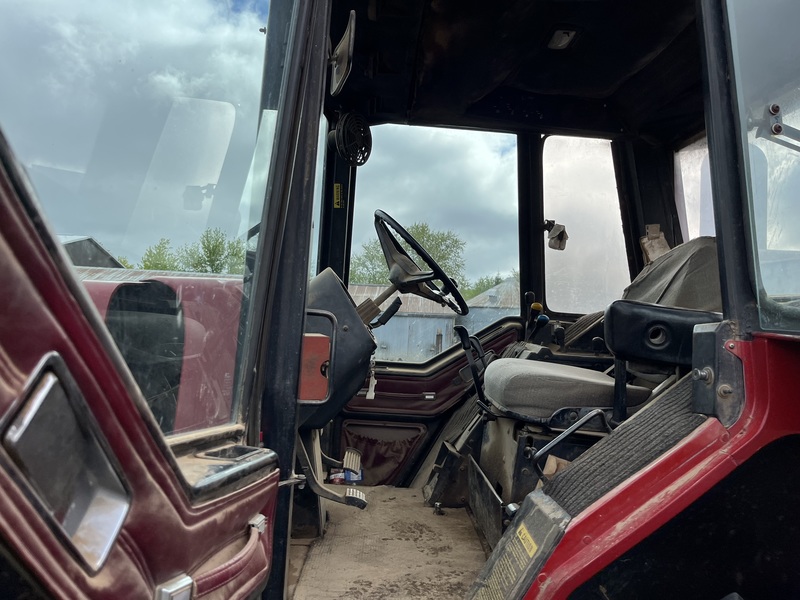 International 6388 2+2 Tractor 