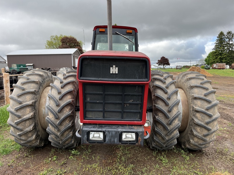 International 6388 2+2 Tractor 
