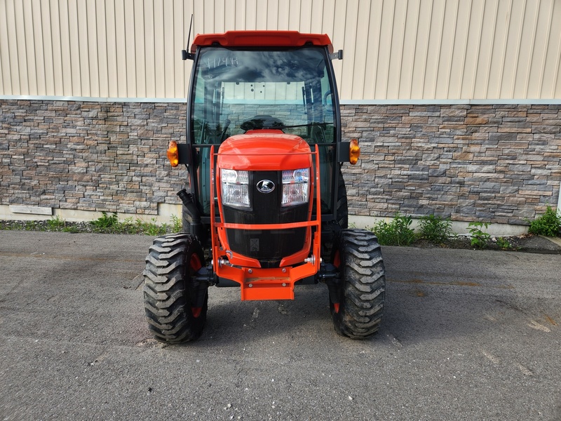 Tractors - Compact  Kubota L3560 HST Tractor  Photo