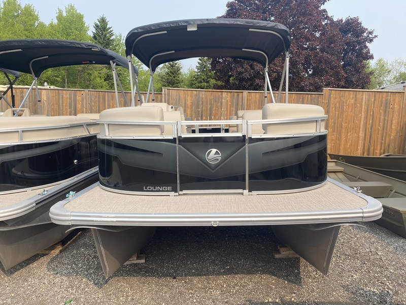 Boats  2023 Legend Q-Series LE 19 Lounge Photo