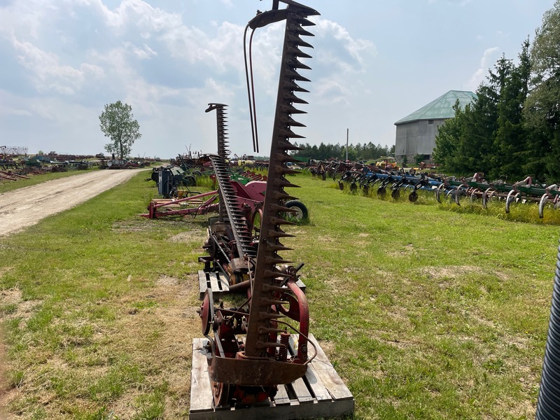 Hay/Forage/Livestock  Massey Ferguson Sickle Mower - 3pt Photo