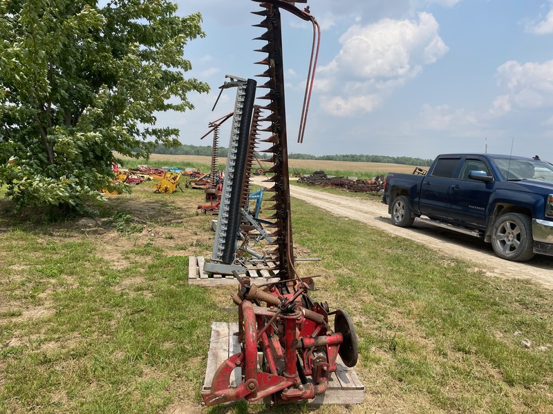 Hay/Forage/Livestock  Massey Ferguson Sickle Mower - 3pt Photo