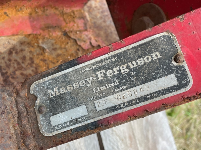 Hay/Forage/Livestock  Massey Ferguson Sickle Mower - 3pt Photo
