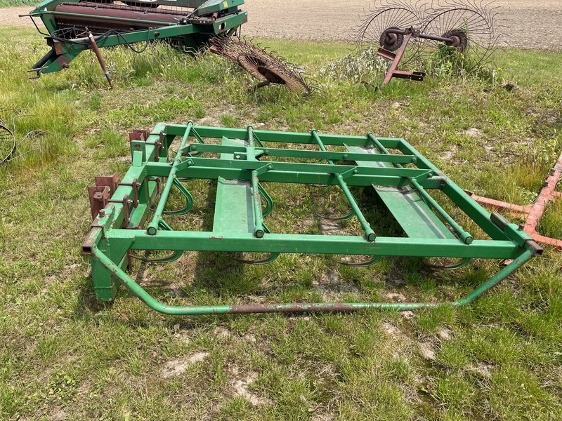 Hay/Forage/Livestock  Mounted 8 Bale Grapple Photo
