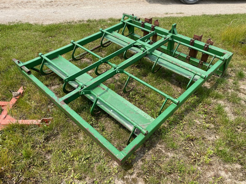 Hay/Forage/Livestock  Mounted 8 Bale Grapple Photo