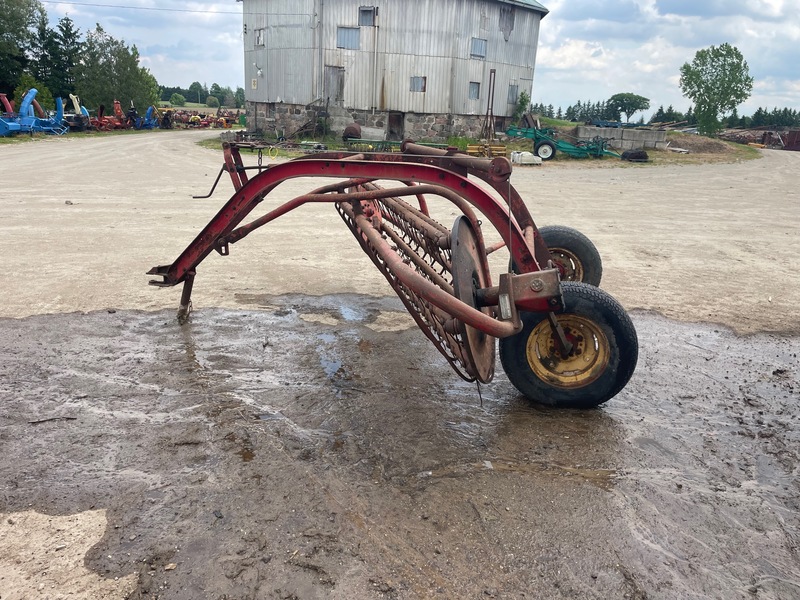 Hay/Forage/Livestock  Massey Ferguson 36 Rollerbar Hay Rake Photo