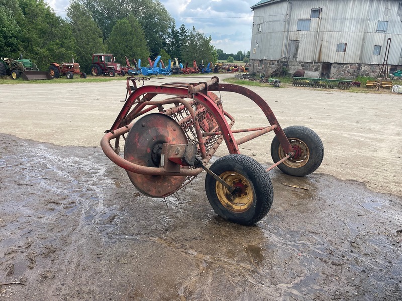 Hay/Forage/Livestock  Massey Ferguson 36 Rollerbar Hay Rake Photo