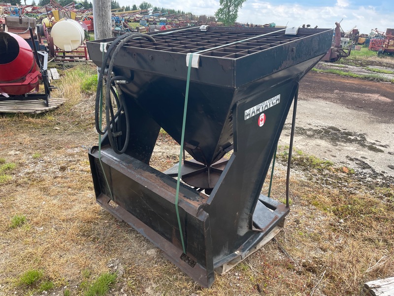 Martatch Spreader (Salt, Sand, Fertilizer)