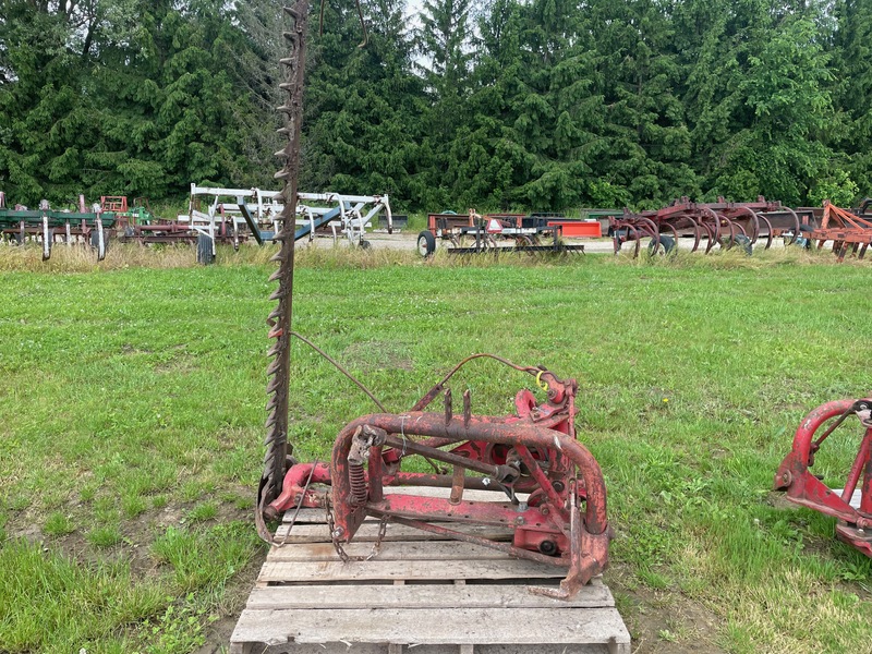 Hay/Forage/Livestock  Massey Ferguson Sickle Mower - 3pth - Pitman Drive Photo