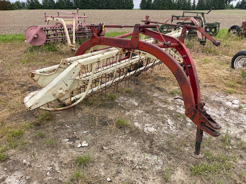 New Holland 256 Hay Rake - Rollerbar