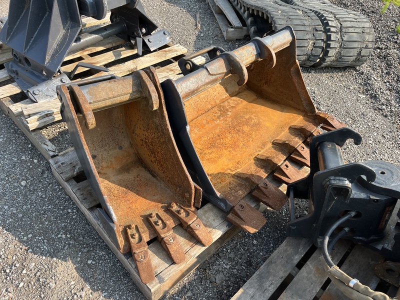 Bobcat E32 Excavator for sale 