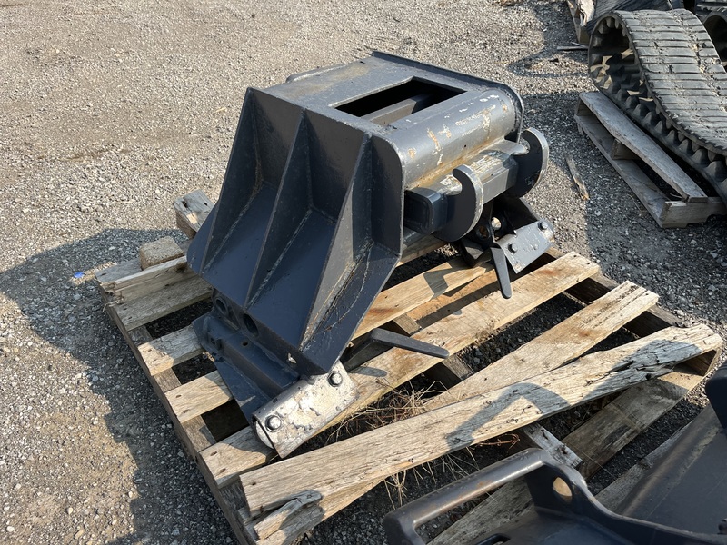 Bobcat E32 Excavator for sale 