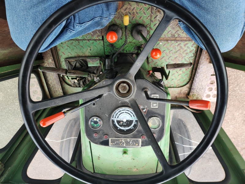 Tractors - Farm  John Deere 3130 Tractor  Photo