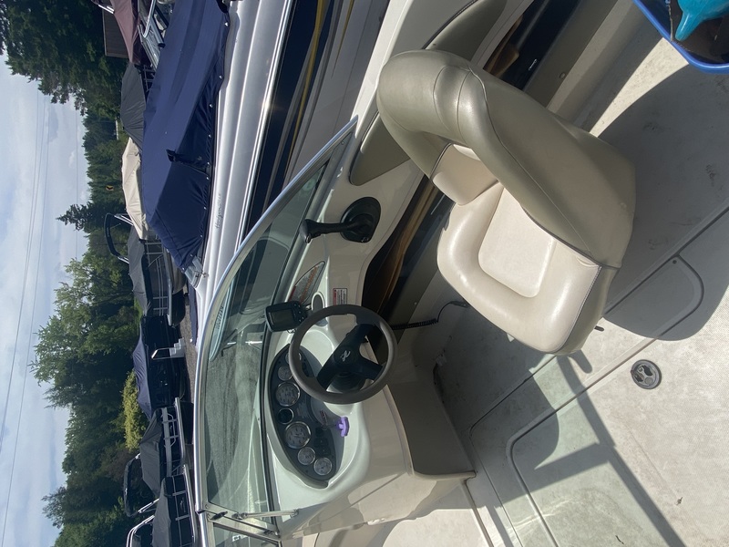 Boats  2005 SeaRay 180 Sport Photo