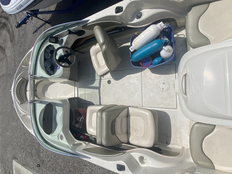 Boats  2005 SeaRay 180 Sport Photo