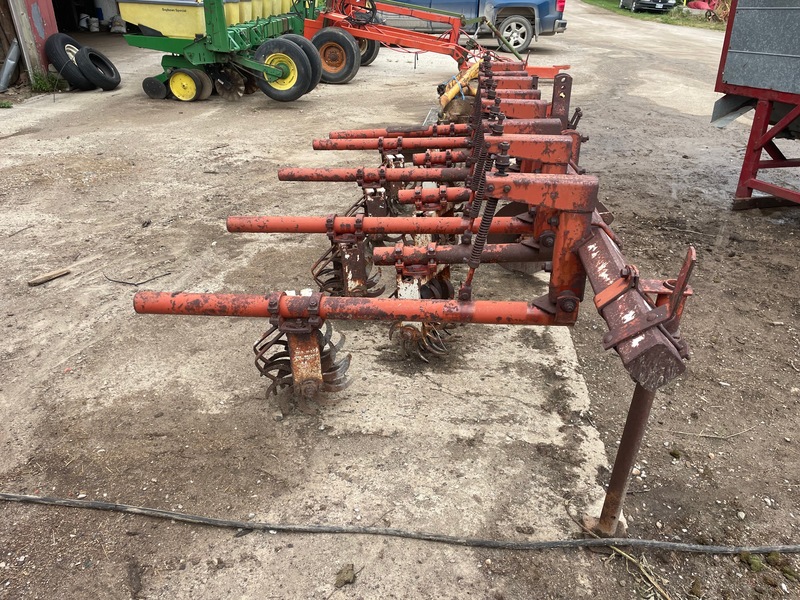 Tillage - Cultivators  Lilliston 4 Row Scuffler Spider Wheels Photo