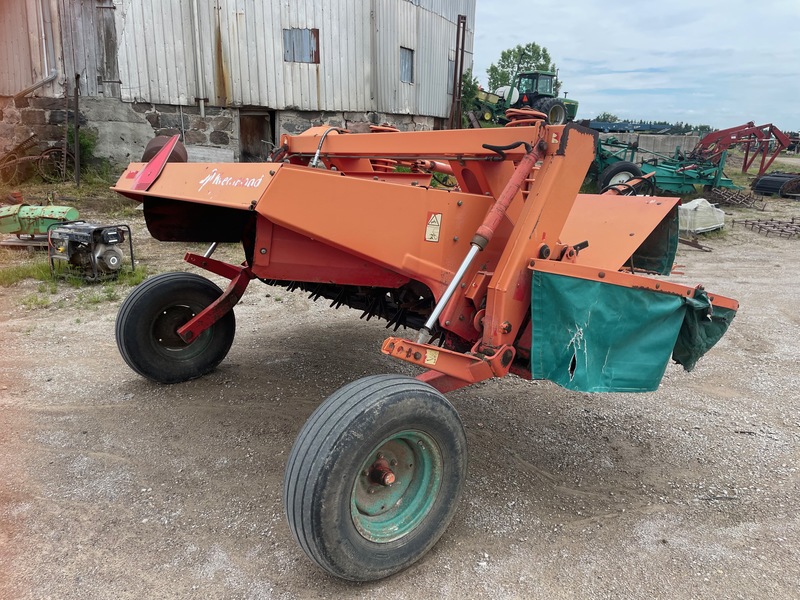 Kverneland Taarup 337 8ft Disc Bine with Flails