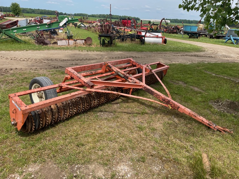 Tillage - Other  Turnco 12ft Sprocket Packer - Hydraulic Lift Photo