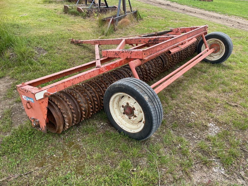 Tillage - Other  Turnco 12ft Sprocket Packer - Hydraulic Lift Photo
