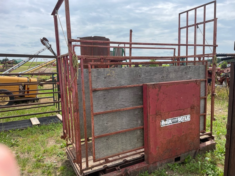 Hay/Forage/Livestock  Paul Livestock Scale Chute Photo