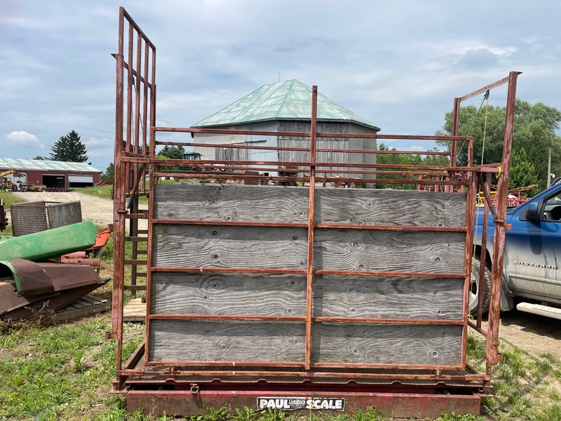 Hay/Forage/Livestock  Paul Livestock Scale Chute Photo