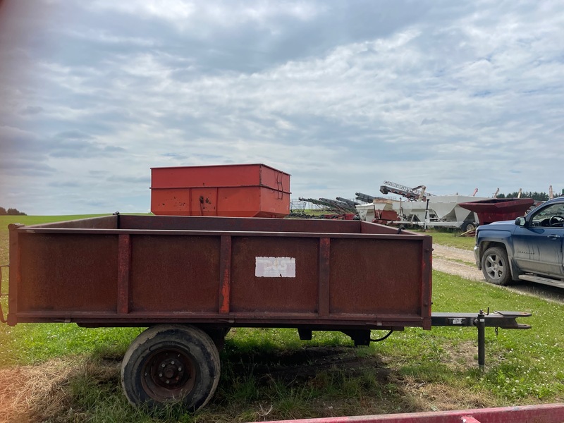 Trailers  Weber Dump Trailer - 7' x 10' Photo