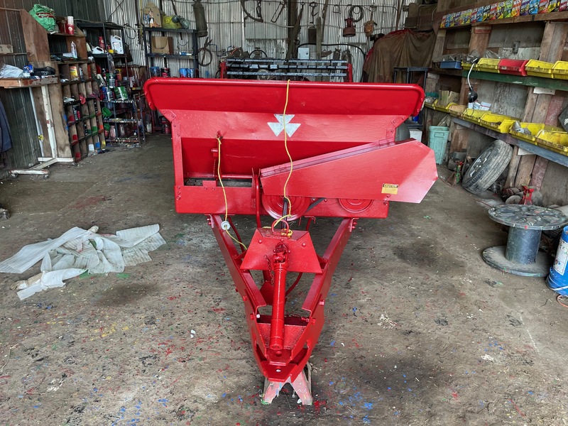 Manure Equipment  Massey Ferguson 160 Manure Spreader - Double Beaters + NEW Floor Photo
