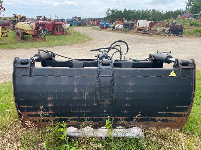 Attachments  Silo Cut 74" Euro Quick Attach Silage Cutter Grapple Photo