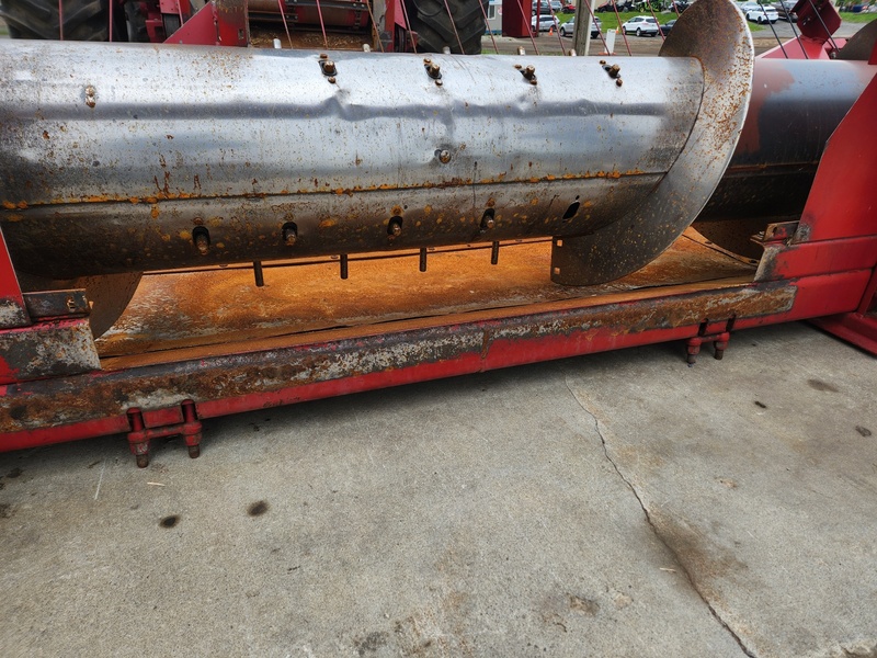 Combines & Harvesting Equipment  Case IH 1015 Pickup Head Photo