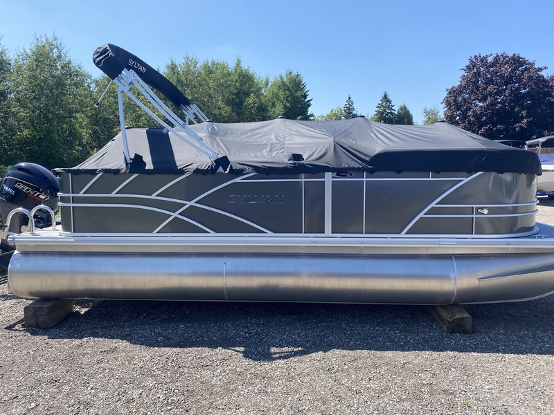 Boats  2025 Sylvan Mirage 820 Cruise  Photo