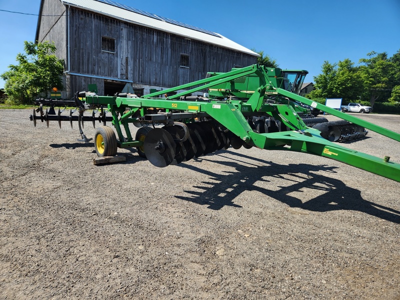 John Deere 512 Disc Ripper 