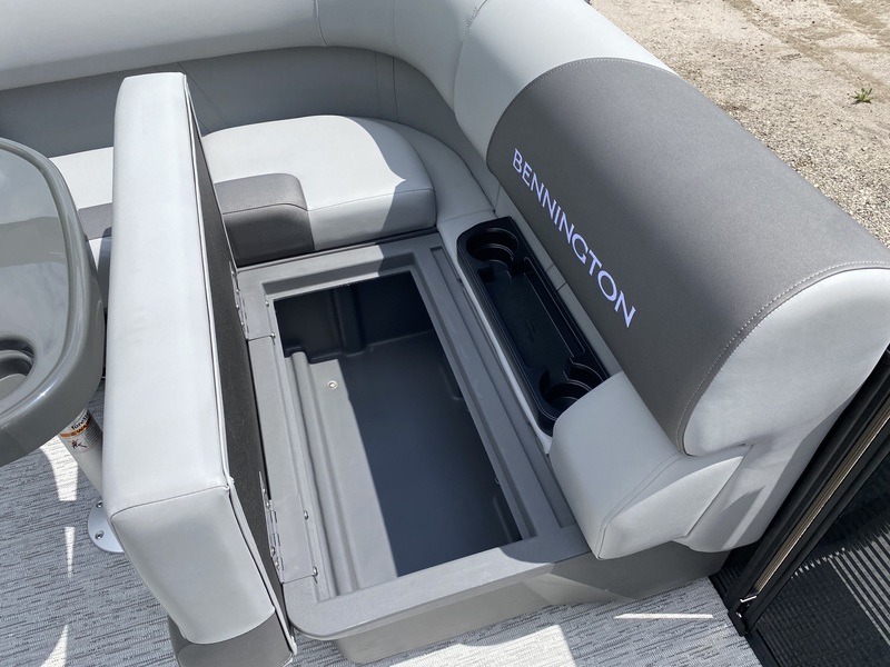 Boats  2026 Bennington 20SSR Stern Fish Pontoon Photo