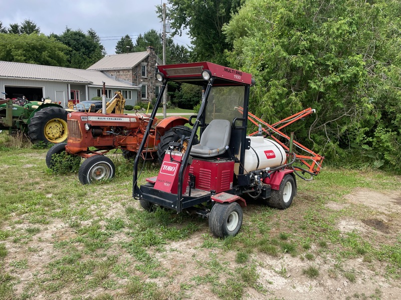 Chemical/Fertilizer Application  Toro Multi-Pro 1100 Gas Sprayer Photo