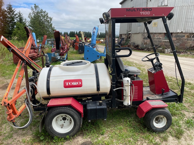 Chemical/Fertilizer Application  Toro Multi-Pro 1100 Gas Sprayer Photo